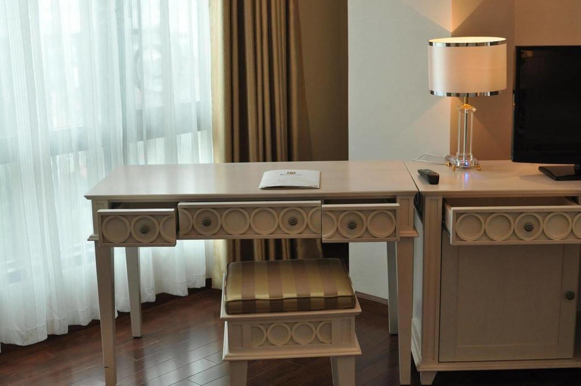 האנוי Royal Gate Hotel מראה חיצוני תמונה
